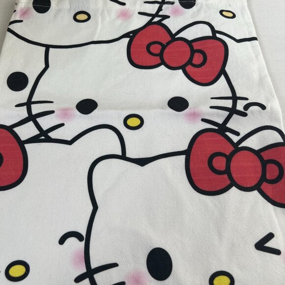 NEW HelloKitty Tote bag - Picture 2 of 5